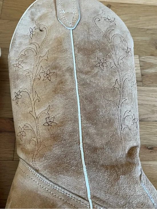 Vintage 70's Women's 11 Wolverine Boho Flower Design Suede Leather Cowboy Boots - Picture 8 of 16